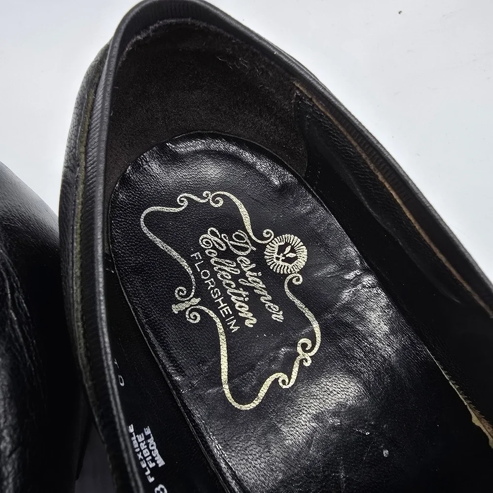 The Florsheim Shoe Men's 7.5 D Black Leather Loafers Slip-On Designer Collection